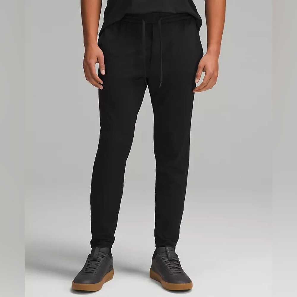 Men’s Lululemon Soft Jersey Tapered Pant NWT - L